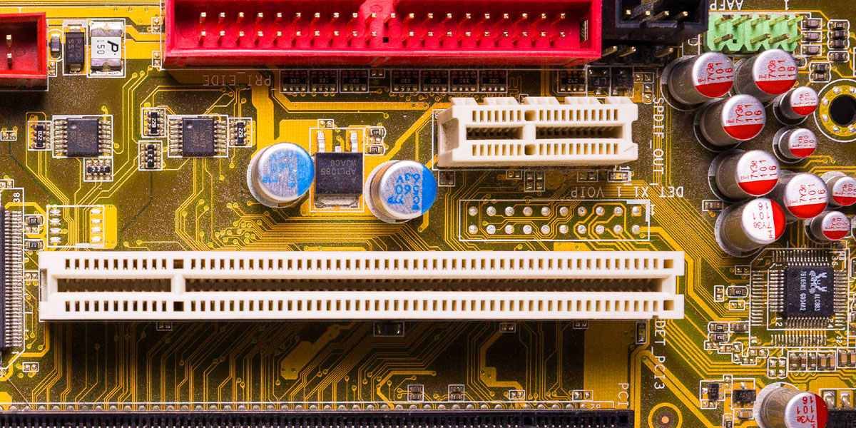 Top 10 PCB Materials and Substrates for High-Reliability Electronics